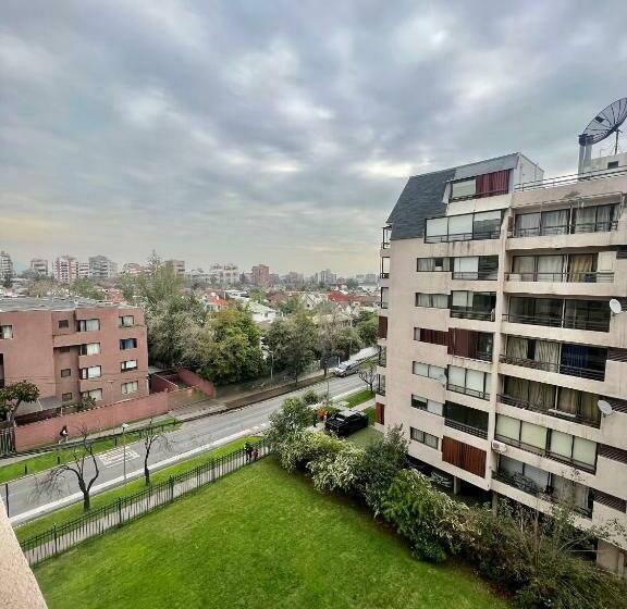 Las Condes   Metro Manquehue Amplio Departamento