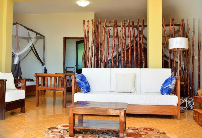 هتل Hôtel De Rêve Nosy Komba