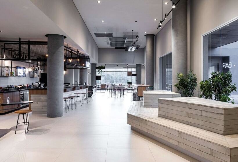 ホテル Ibis Botucatu