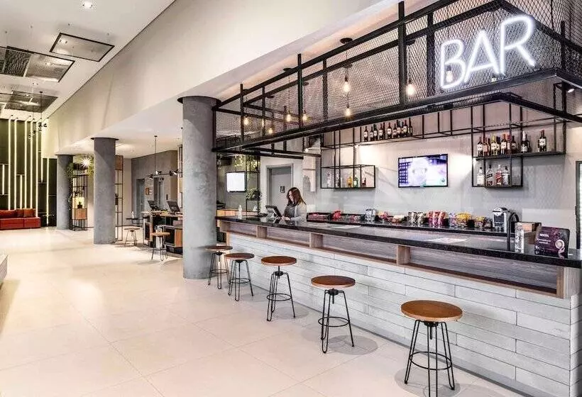 ホテル Ibis Botucatu