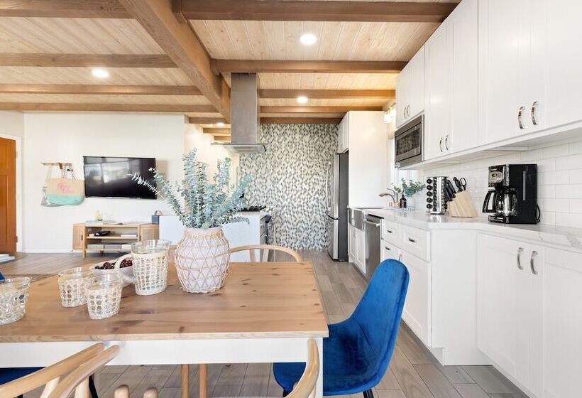 Mission Point 2 By Avantstay Mission Beach Home W Large Balcony Steps To Beach