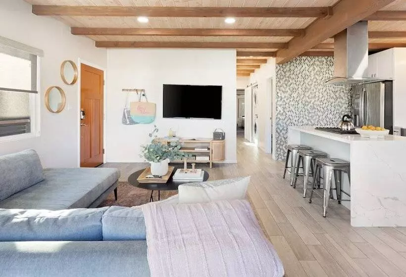 Mission Point 2 By Avantstay Mission Beach Home W Large Balcony Steps To Beach