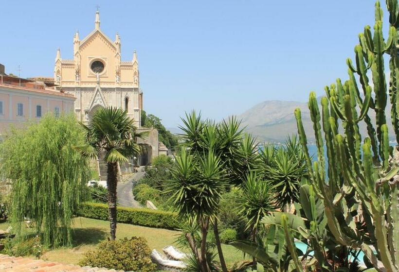 Пансион Clori Gaeta