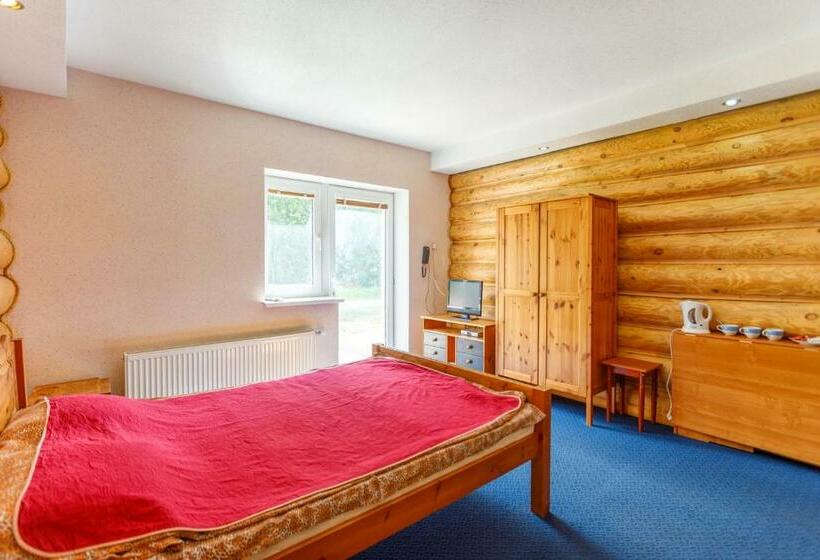 پانسیون Viesu Nams “dimantu Ferma”