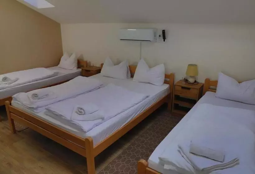 هاستل Konak Kod Hame