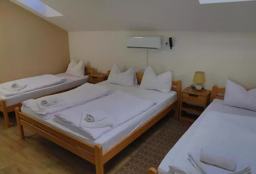 هاستل Konak Kod Hame