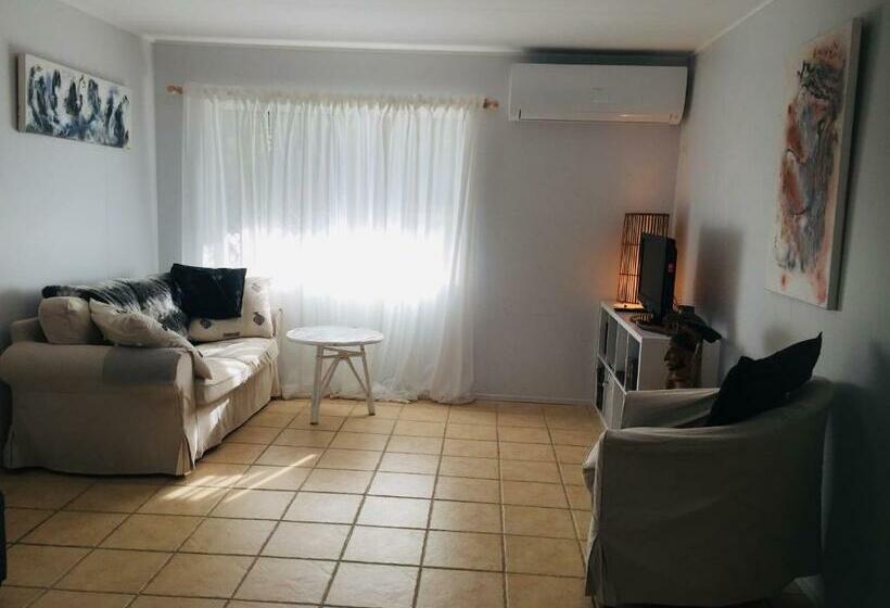 ベッドアンドブレックファースト Sandy Toes