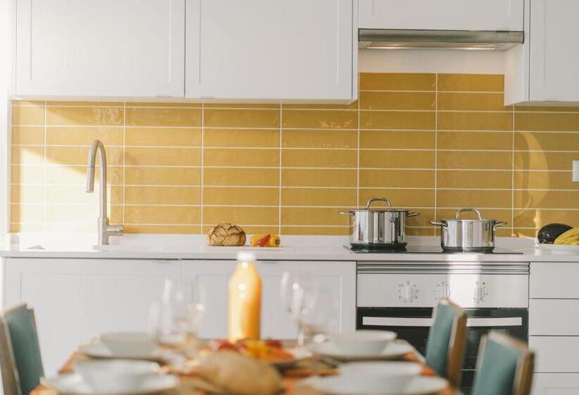 Best Houses 54   Mar De Peniche