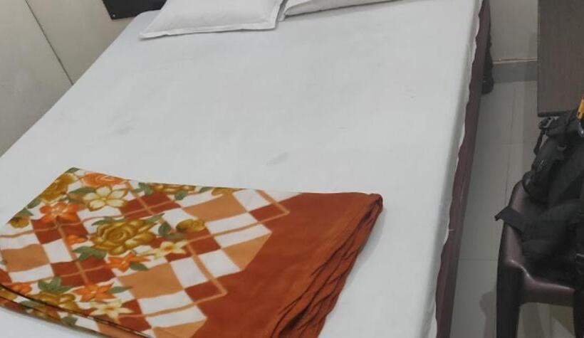 בית מלון כפרי Kumbh Prayag Guest House By Wb Inn