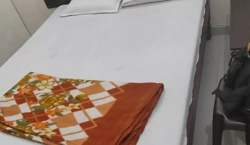 هتل Kumbh Prayag Guest House By Wb Inn