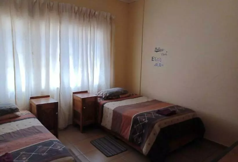 Majatalo Khaya Langa Guest House & Contractors Accommodation