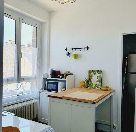 Saint Malo Saint Servan: Appartement à 400m Plage