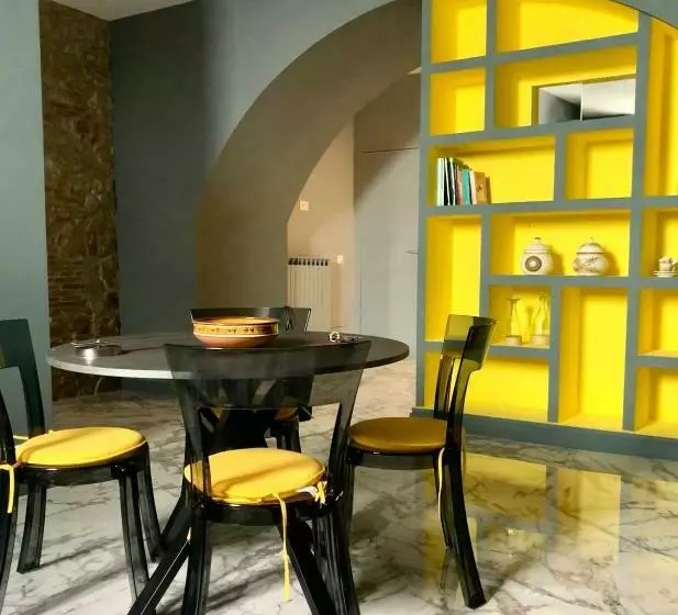 Modern City Center Apartment