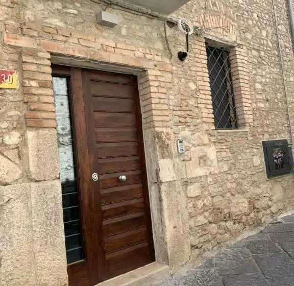 Modern City Center Apartment