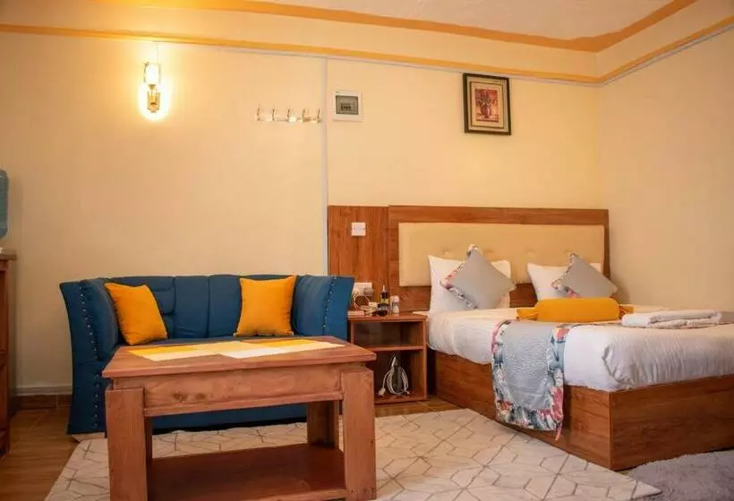 تختخواب و صبحانه Lilian Studios Naivasha