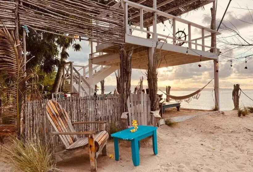 Bluemare Ecohotel Frente A La Playa Ensendada