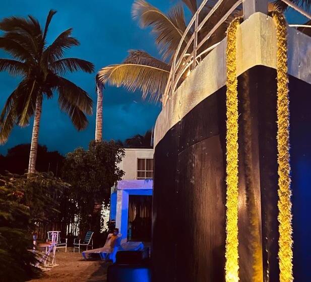 Bluemare Ecohotel Frente A La Playa Ensendada