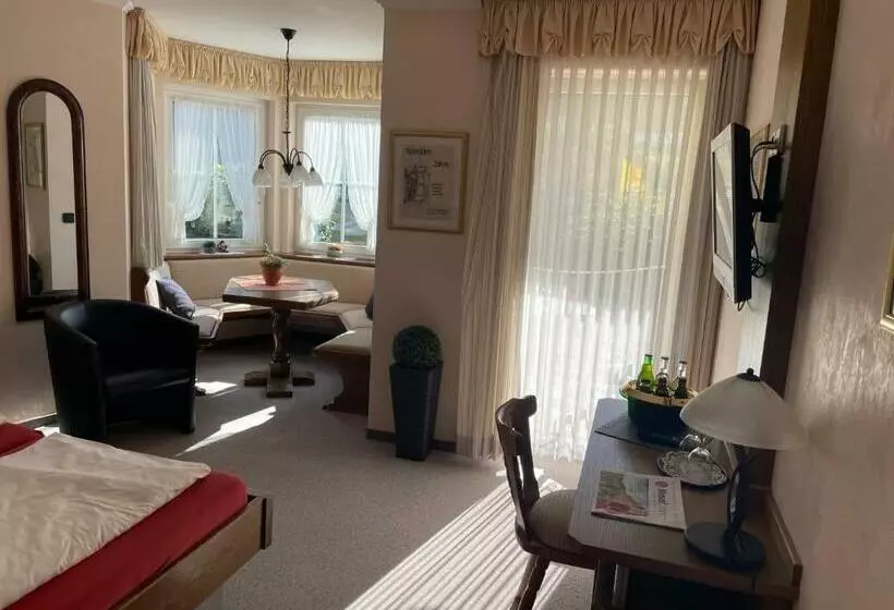 Café Bäckerei Pension Alcana Mirco Münch