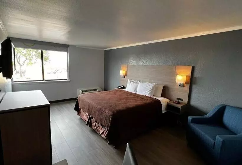 Hotelli Super 8 By Wyndham Fort Worth Entertainment District