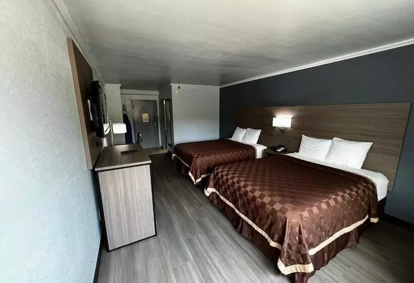 Hotelli Super 8 By Wyndham Fort Worth Entertainment District