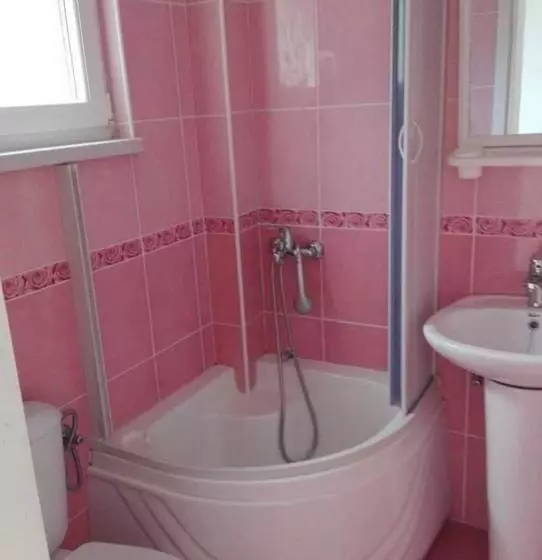 پانسیون Apartmani Pejovic Sutomore