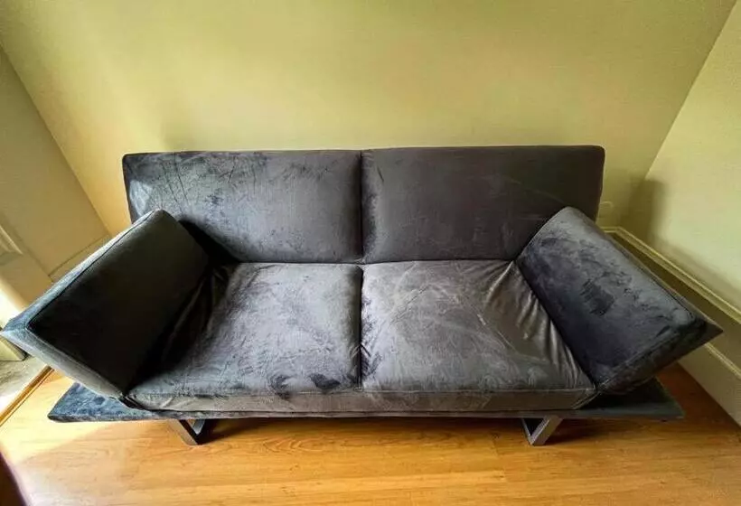 هاستل Sweet Love Family Budget