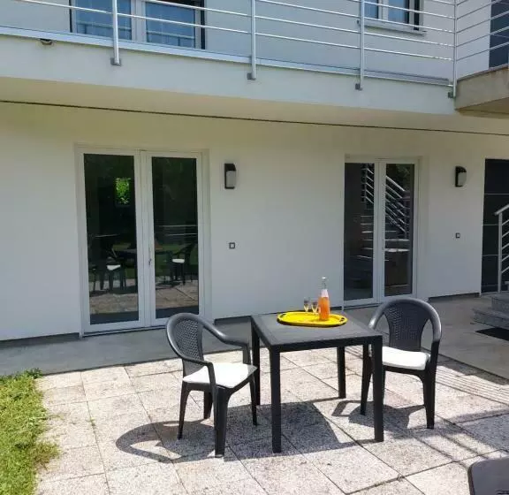 ペンション Skylab