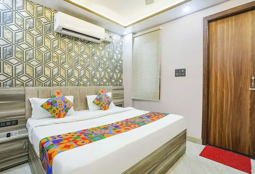 Fabhotel The Palacio