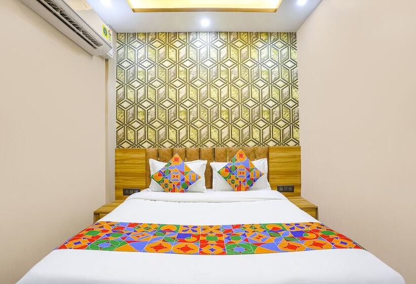 Fabhotel The Palacio