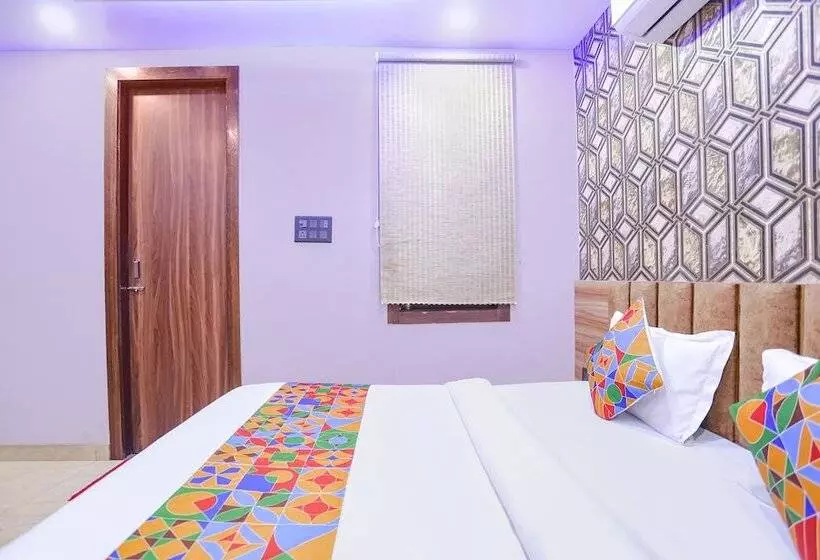 Fabhotel The Palacio