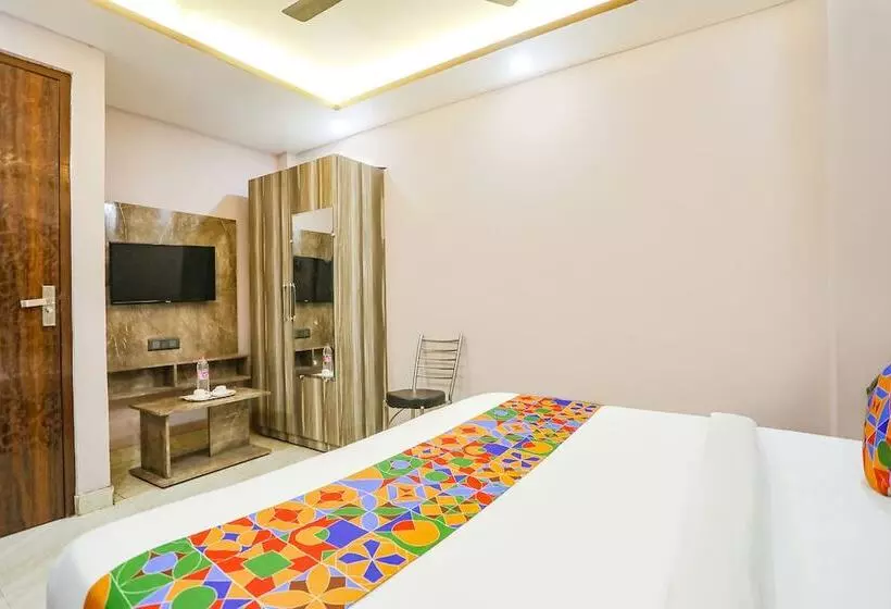 Fabhotel The Palacio