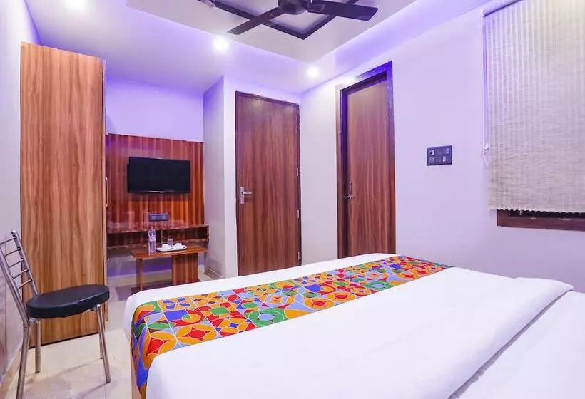 Fabhotel The Palacio