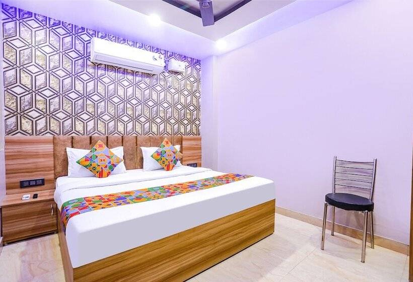 Fabhotel The Palacio