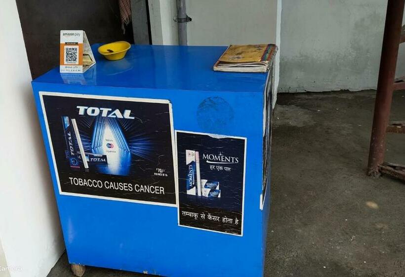 Отель Oyo 85611 Kaikshi Chicken Point