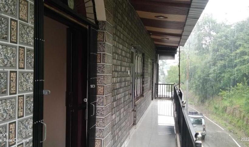 בית מלון כפרי Oyo 89839  Mohani Inn And Banquet