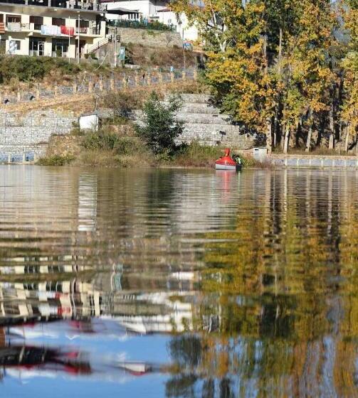 בית מלון כפרי Oyo 89839  Mohani Inn And Banquet