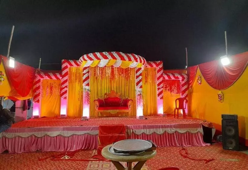 هتل Pop 89998 Divisha Palace