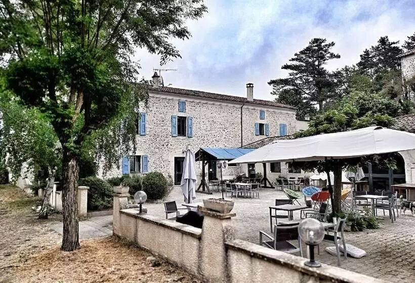 ホテル Restaurant L Oree Du Vercors