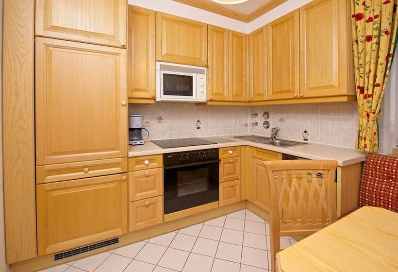 Park Hotel Laim Serviced Apartments