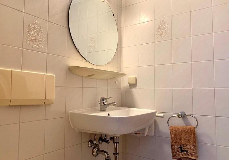 ペンション Haus Jagerer