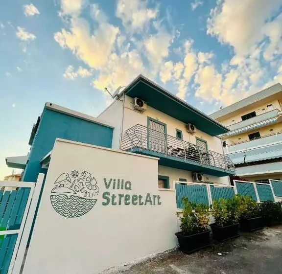 Majatalo Villa Street Art