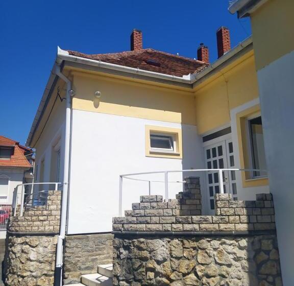 Пансион Villa Vanília