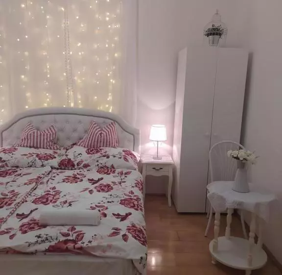 ペンション Villa Vanília