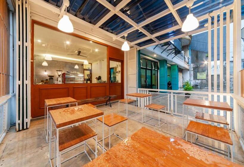 Sans Hotel Suryakencana Bogor