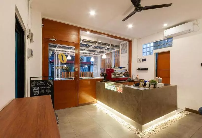 Sans Hotel Suryakencana Bogor