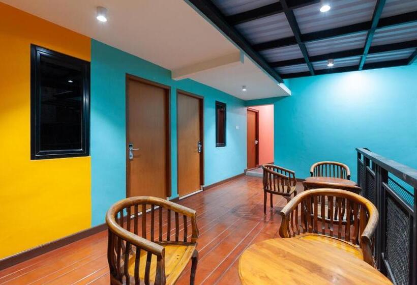 Sans Hotel Suryakencana Bogor