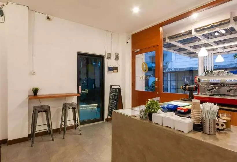 Sans Hotel Suryakencana Bogor