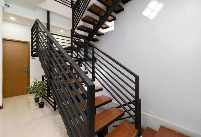 Sans Hotel Suryakencana Bogor