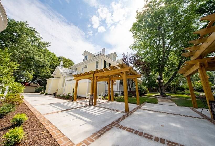 مبيت وإفطار The Edenton Collectionthe Granville Queen Inn