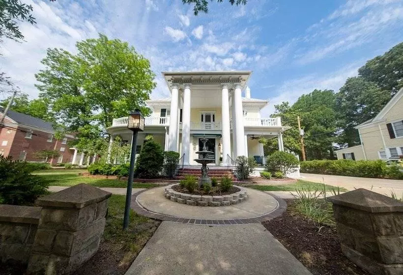 Aamiaismajoitus (B&B) The Edenton Collectionthe Granville Queen Inn